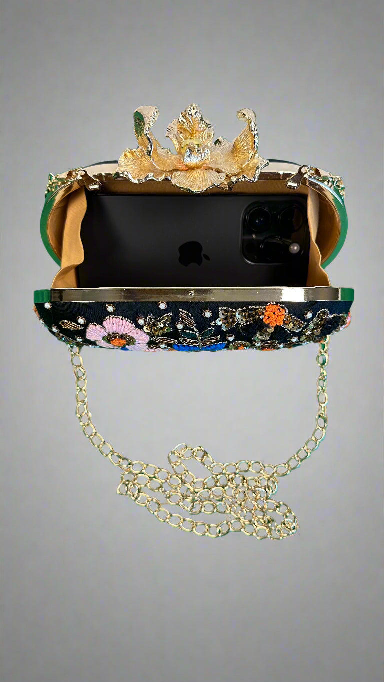 Sequins Work Clutch